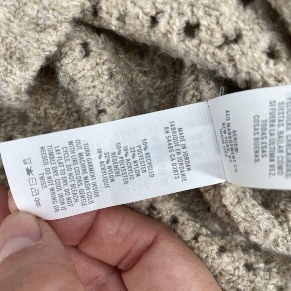 Aerie Oversized V-Neck Knit Sweater Size M Eyelet Beige NWT Beach Boho - Picture 10 of 11